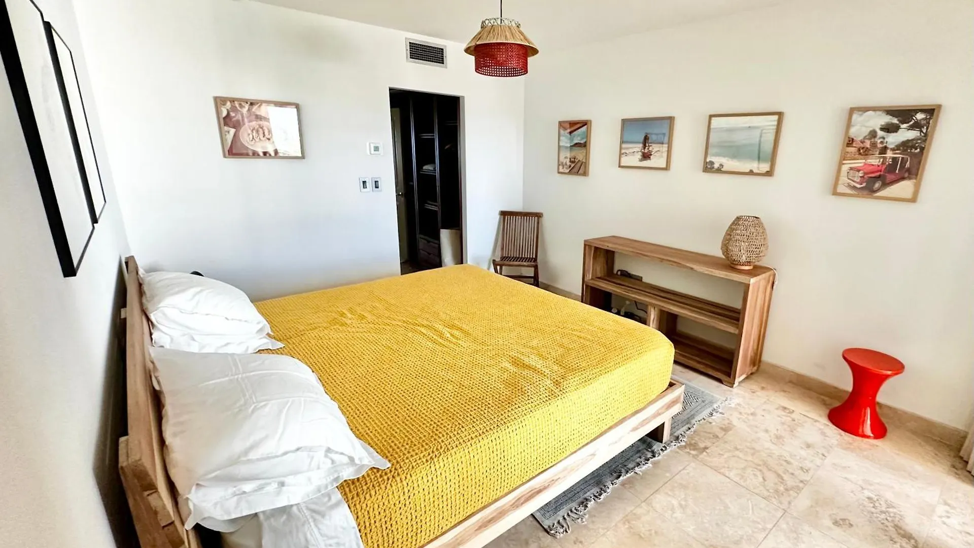 Beachfront Luxury 2Br Condo Lowlands 0*,